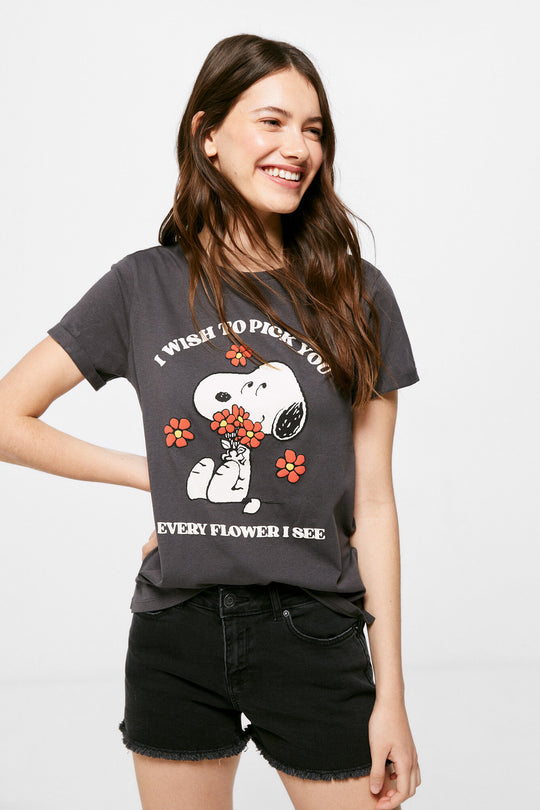 snoopy t-shirt
