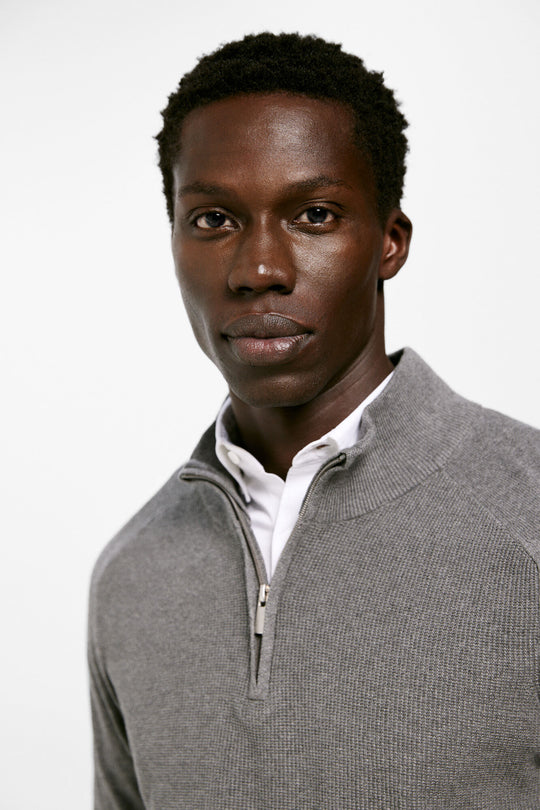 Structured jersey with elbow pads