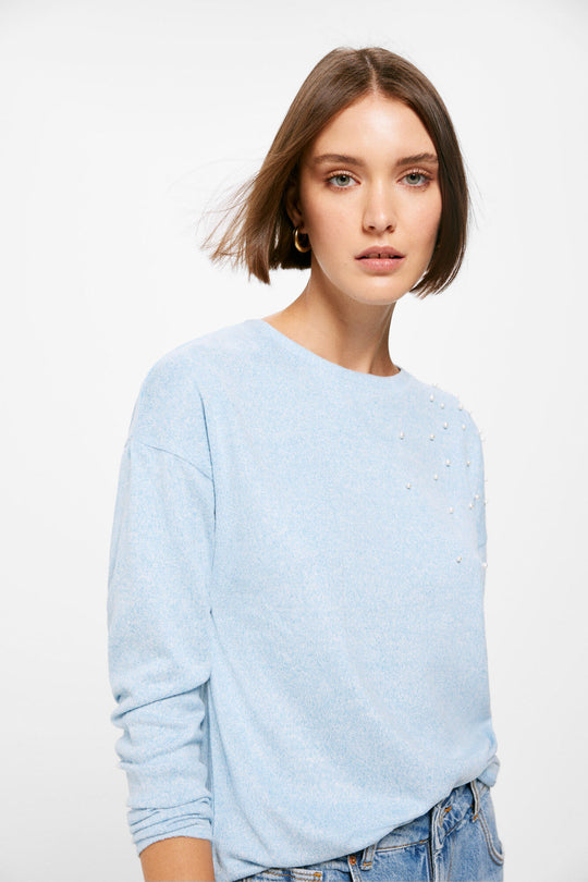 Pearls Shoulder T-shirt