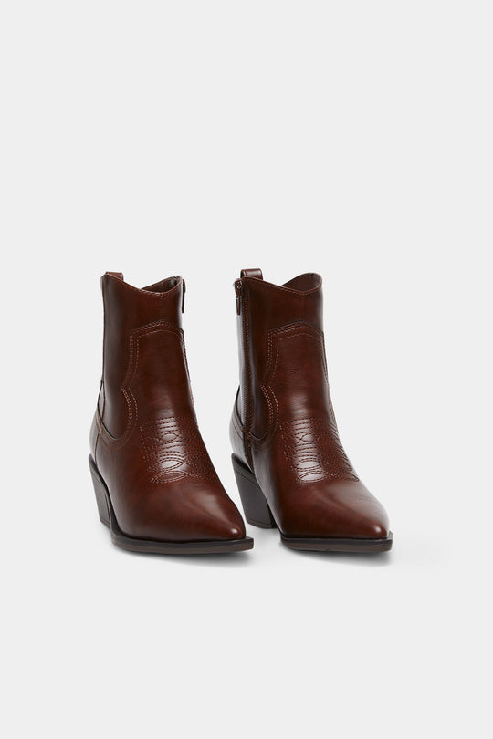 Cowboy Boot with Stitching