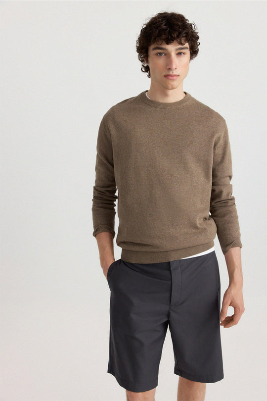 Basic round neck jumper