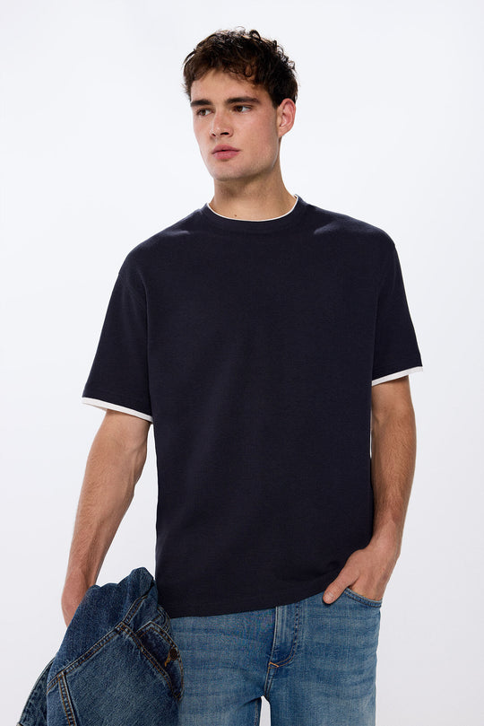 تيشيرت مزدوج الرقبة