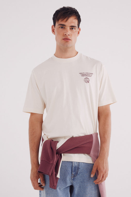 تيشيرت نسائي بطبعة "Mental Focus"