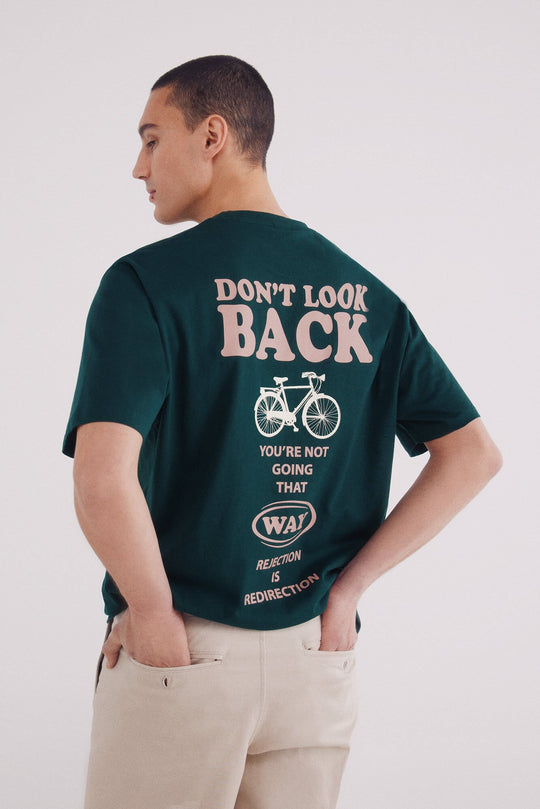 تي شيرت "لا تنظر للوراء"