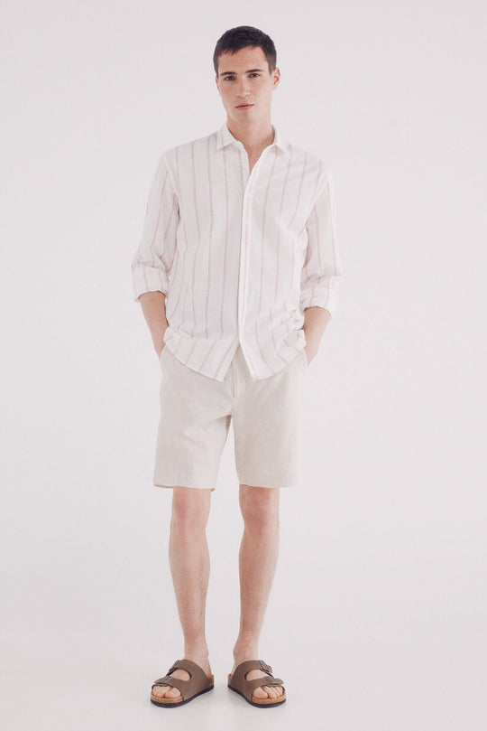 شورت برمودا بفتحة ضيقة من الكتان