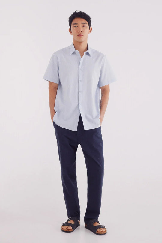 Linen shirt with short sleeves