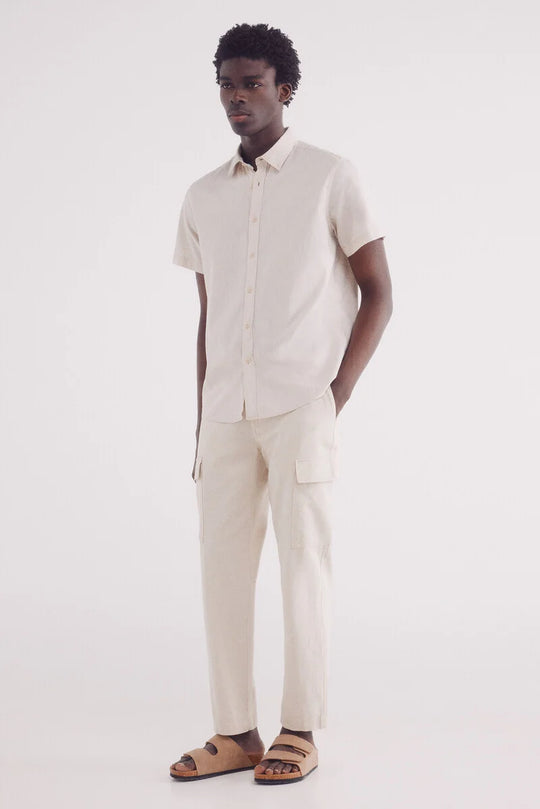 Linen shirt with short sleeves