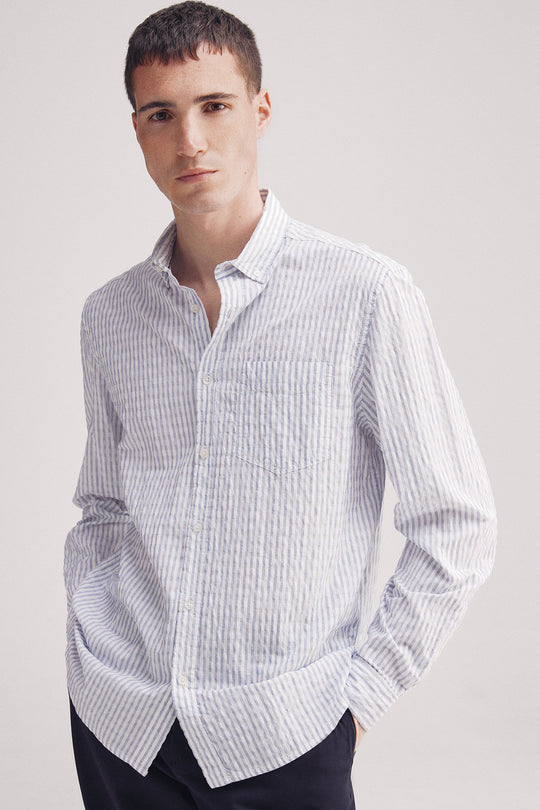 قميص سيرسوكر مخطط