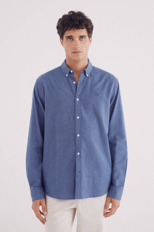 قميص من الكتان