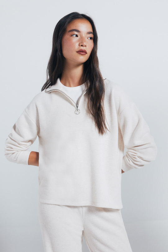 High neck sweatshirt with zip fastening