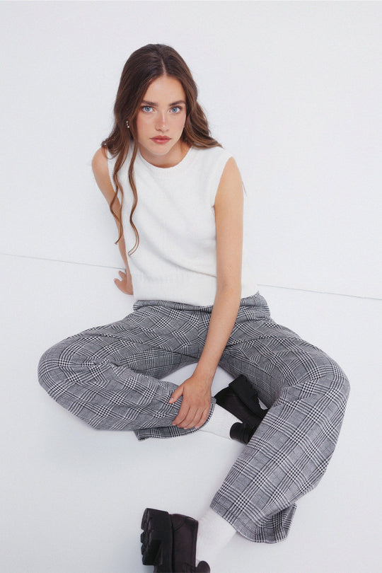 Gilet jersey-knit with braids