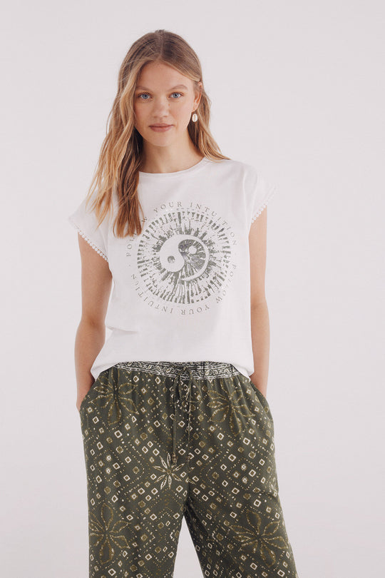 Ethnic graphic T-shirt