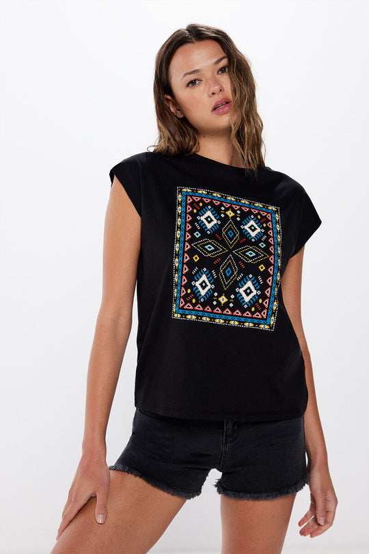 100% Cotton Low-Back Graphic T-Shirt