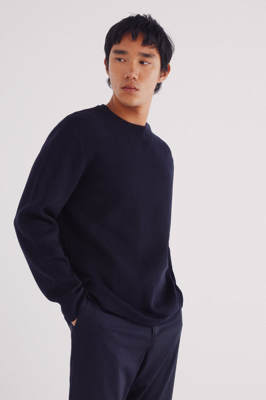 تيشيرت ميلانو سادة بقماش ناعم