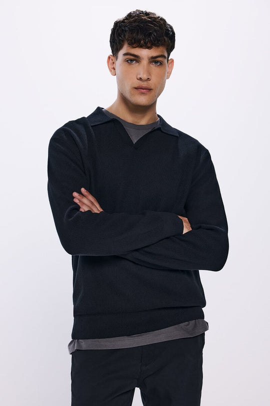 Textured polo shirt