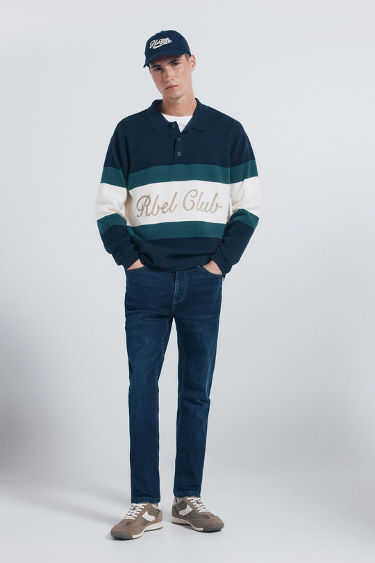 Dark wash skinny jeans