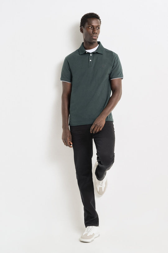 قميص بولو بيكيه ضيق متباين