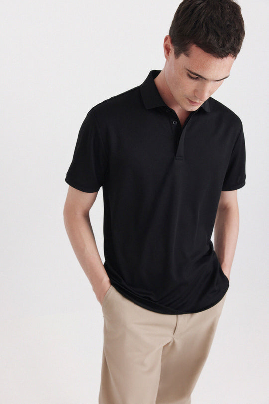 Technical fabric slim fit polo shirt