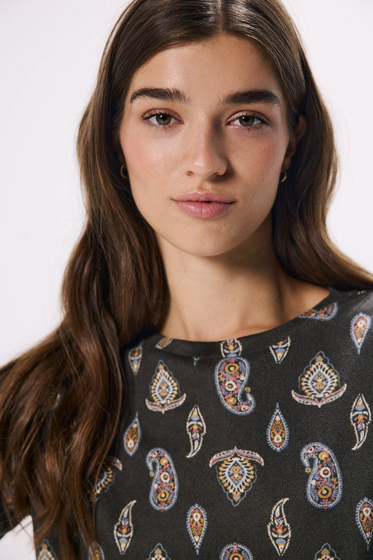 تيشيرت مطبوع مدمج