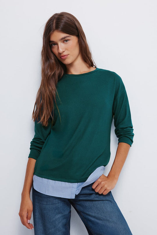 تيشيرت بتصميم مشترك