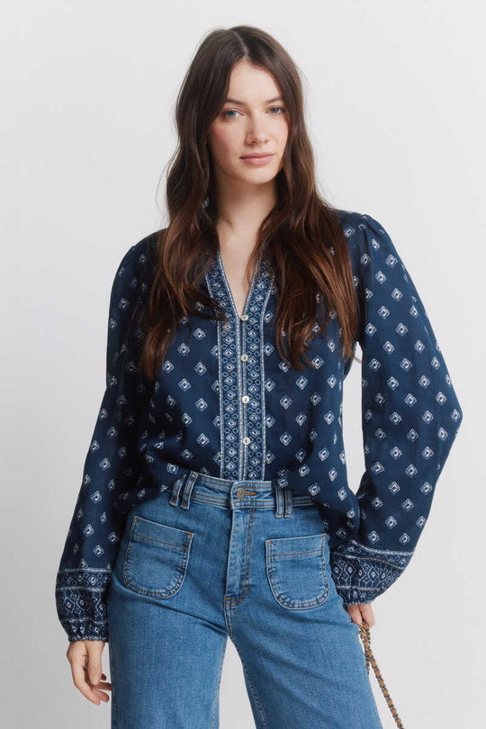 Printed long sleeve shirt