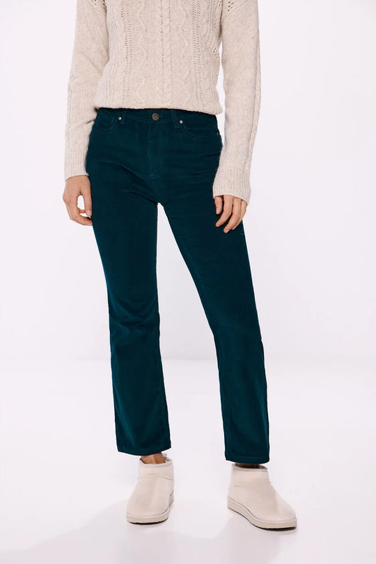 بنطال كوردوي بتصميم كيك فلاير