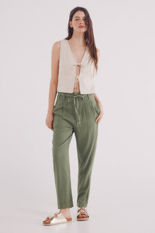 بنطلون كتان بكسرات