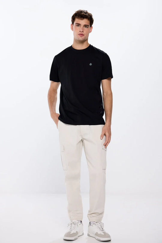 Basic round neck t-shirt
