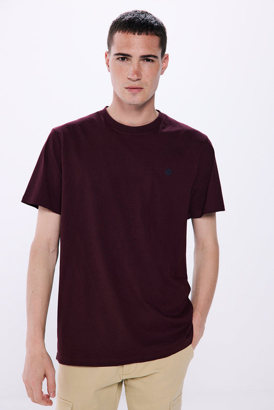 Basic round neck t-shirt