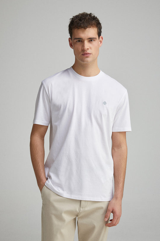 Basic round neck t-shirt