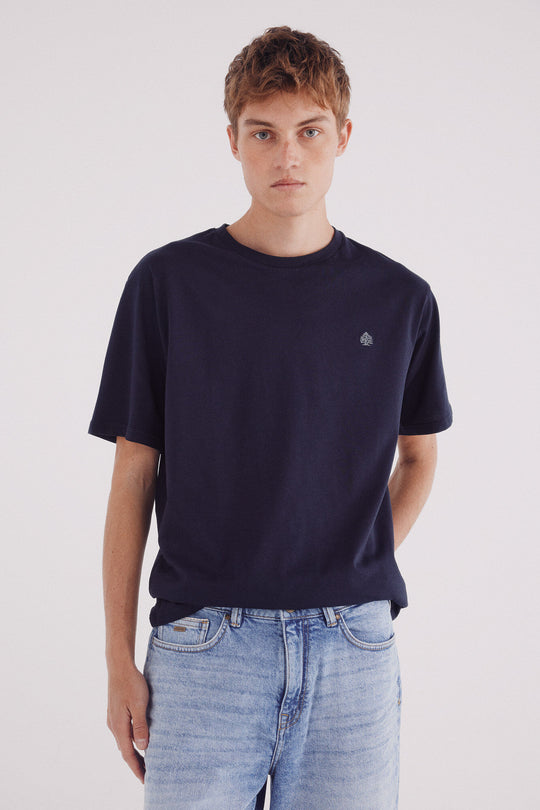 Basic round neck t-shirt