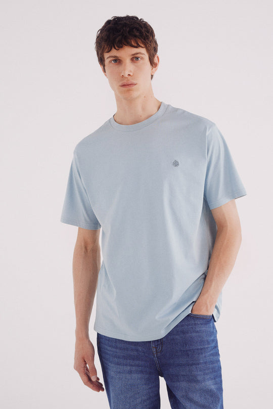 Basic round neck t-shirt