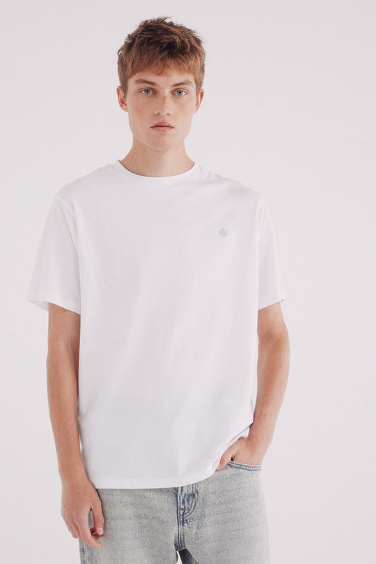 Basic round neck t-shirt