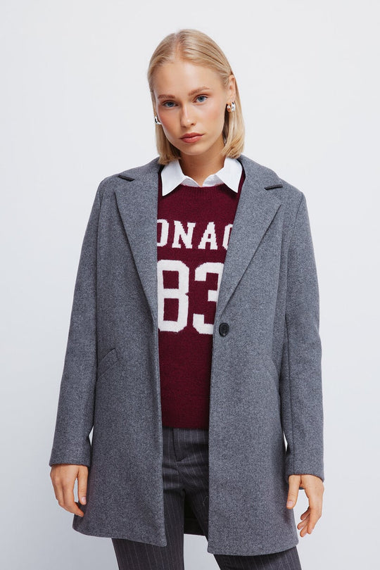 Basic coat with flap neck