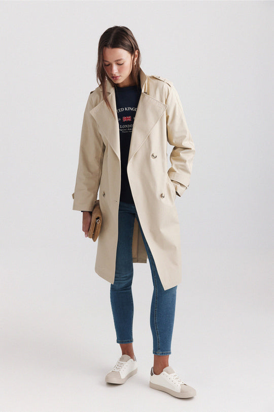 Trench with belt