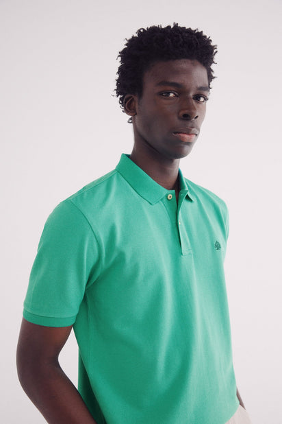 Green Polo|Essential regular fit piqué polo shirt|Springfield