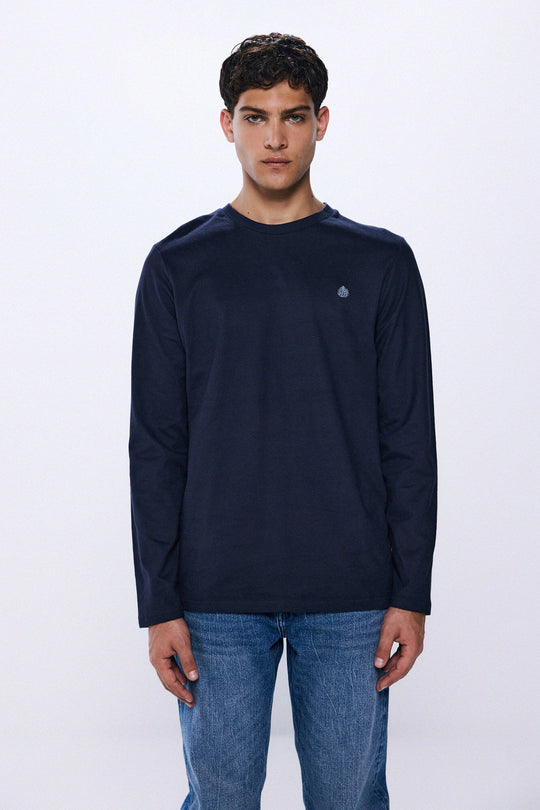 تيشيرت طويل الأكمام بلون الخوخ