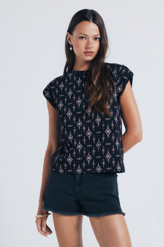 Printed T-shirt with loop sleeves