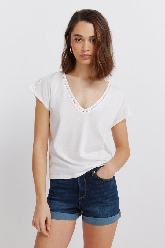 Lace V-neck T-shirt