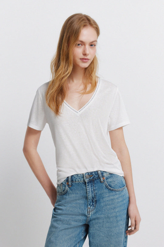 V-neck short sleeve T-shirt
