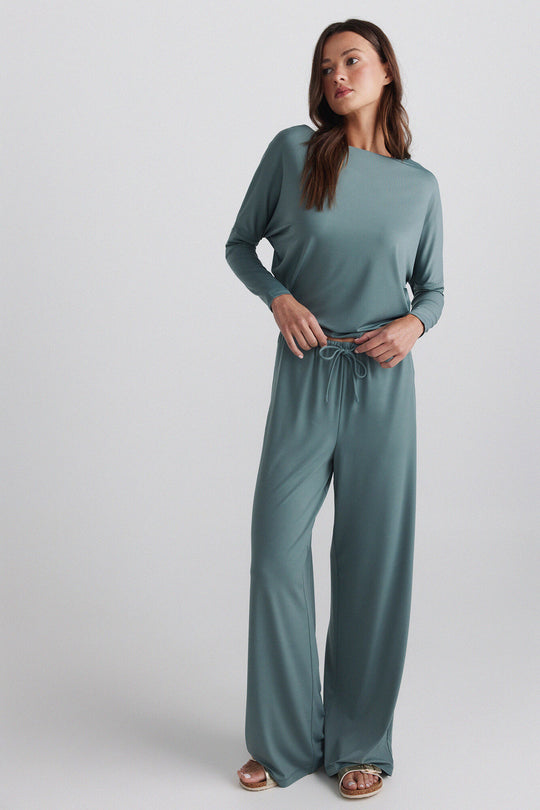 Fluid viscose trousers