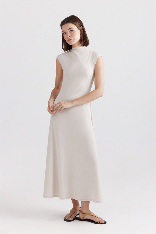 Sleeveless dress