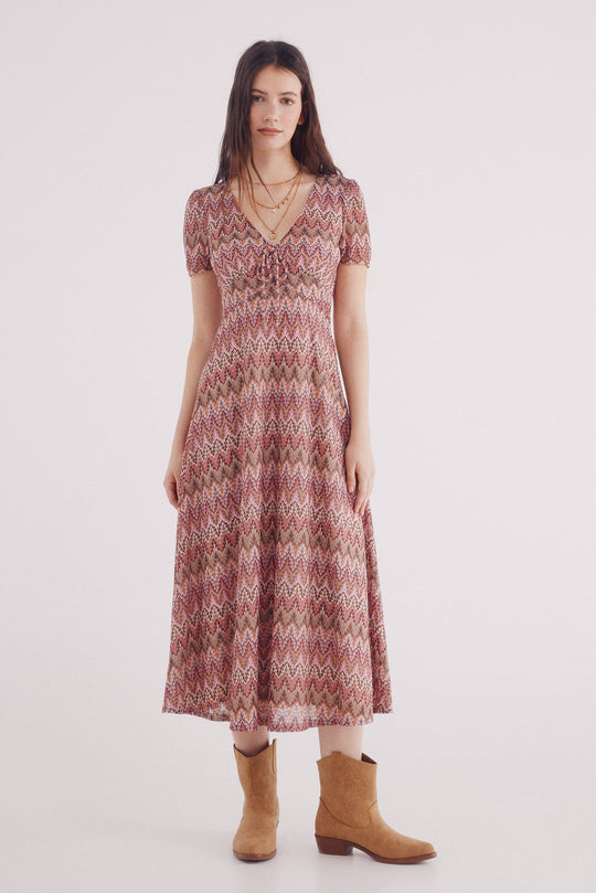 فستان ميدي بحواف متعرجة