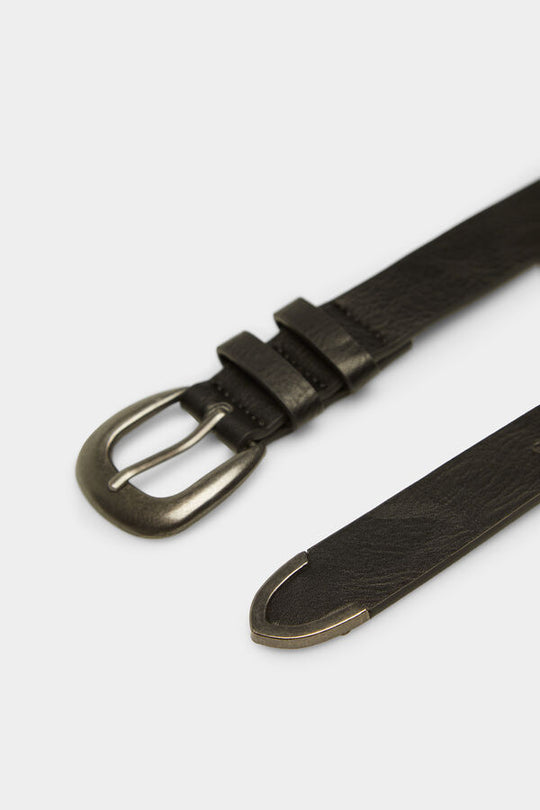Metal spike belt