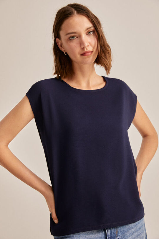 Crochet shoulders two-material T-shirt