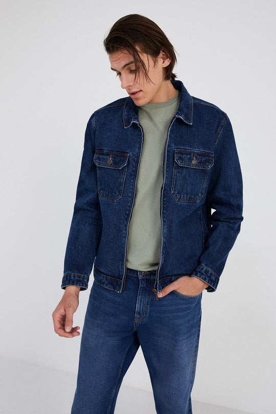 Medium wash regular relaxed fit jeans
