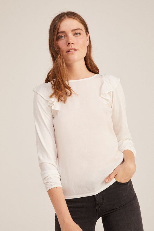 Two-material flounced shoulder T-shirt