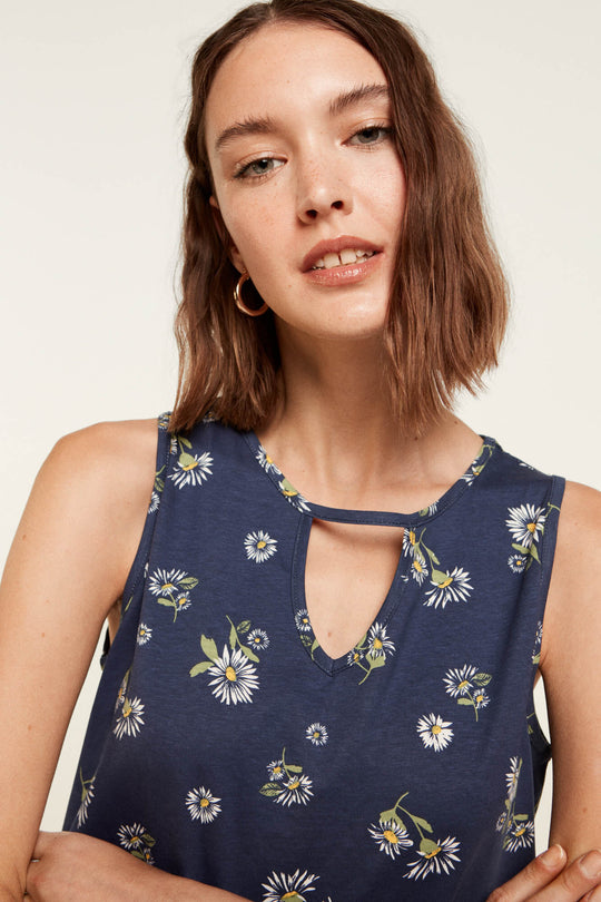 Printed choker T-shirt