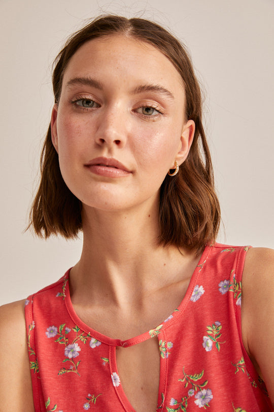 Printed choker T-shirt