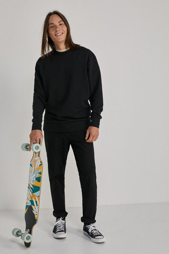 Essential crew neck sweatshirt